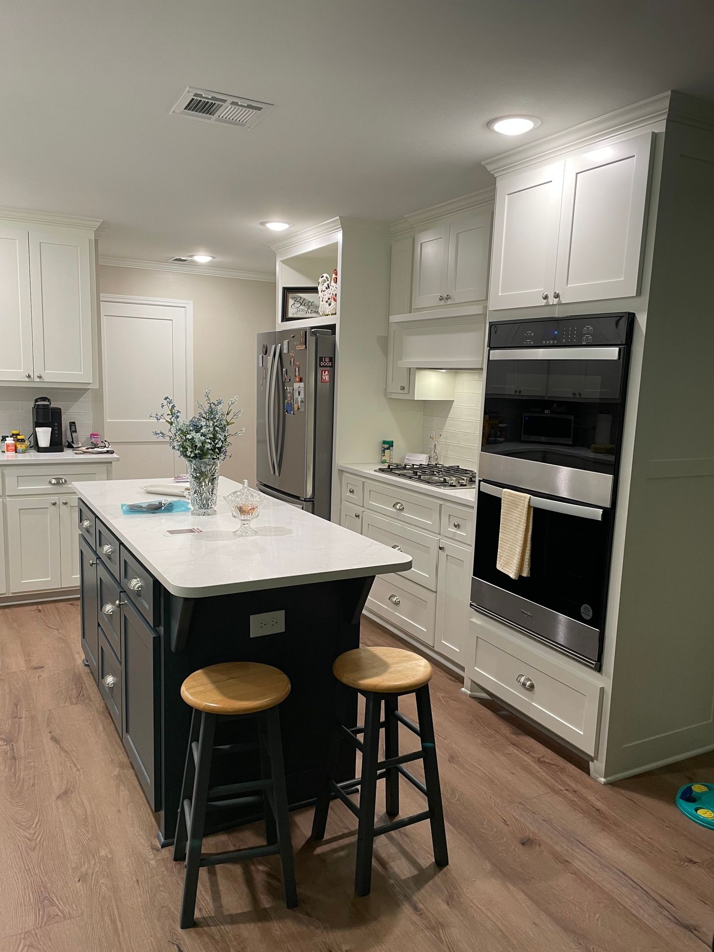 Custom Kitchen Cabinets